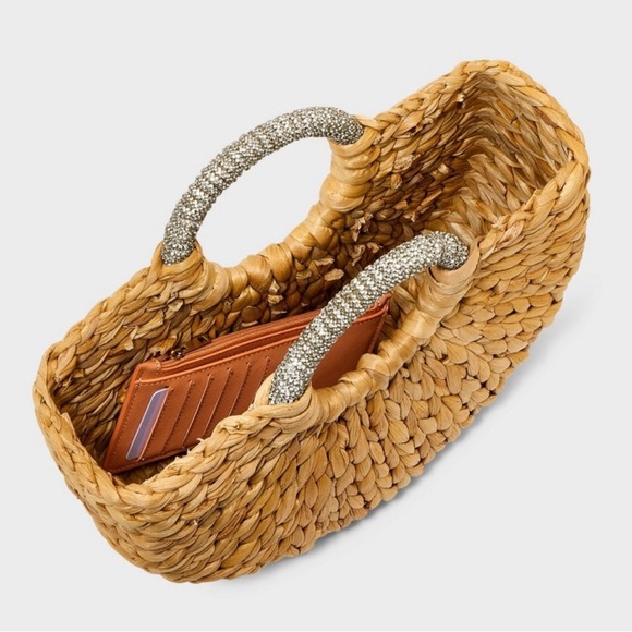 Straw summer tote with Rhinestone handles Mini straw tote handbag NWT - Picture 3 of 10